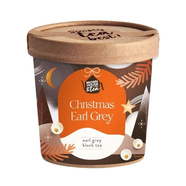 Opakowanie herbaty Christmas Earl Grey, z motywami świątecznymi, idealnej na zimowe wieczory. Doskonały wybór dla miłośników aromatycznej czarnej herbaty, która umili każdy świąteczny moment.