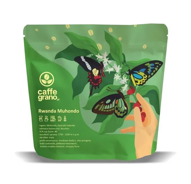 Opakowanie kawy ziarnistej Caffe Grano Rwanda Muhondo 250g z kolorową grafiką motyli i liści kawowca – świeżo palona kawa specialty z Rwandy, dostępna w sklepie Coffee Selection, o profilu smakowym z nutami miodowej słodyczy, białej czekolady i jabłkowej kwasowości.