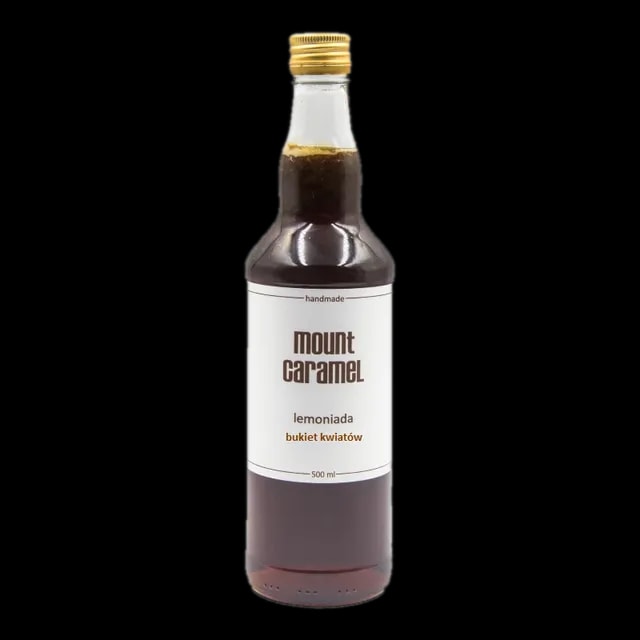 Średnia przezroczysta butelka z ciemną lemoniadą 'Bukiet Kwiatów' Mount Carmel, ręcznie robiona, o pojemności 500 ml, z białą etykietą informującą o smaku i marce