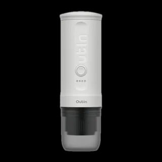Przenośny ekspres do kawy Outin Nano Espresso Maker w kolorze białym, na białym tle. Kompaktowy i lekki design, idealny do przygotowywania espresso w podróży, wyposażony w łatwy w obsłudze mechanizm oraz wytrzymałą konstrukcję