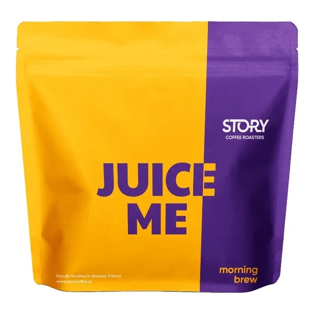 Opakowanie kawy JUICE ME od STORY Coffee Roasters, wyróżniające się intensywnym żółtym i fioletowym designem. Idealna poranna mieszanka, która pobudza zmysły i zapewnia wyjątkowy smak każdej filiżanki kawy.